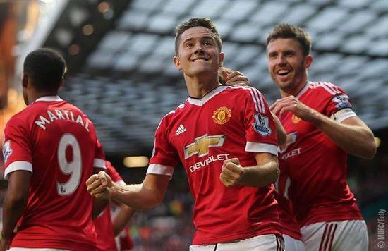 恰恰在于他 恰恰在于他