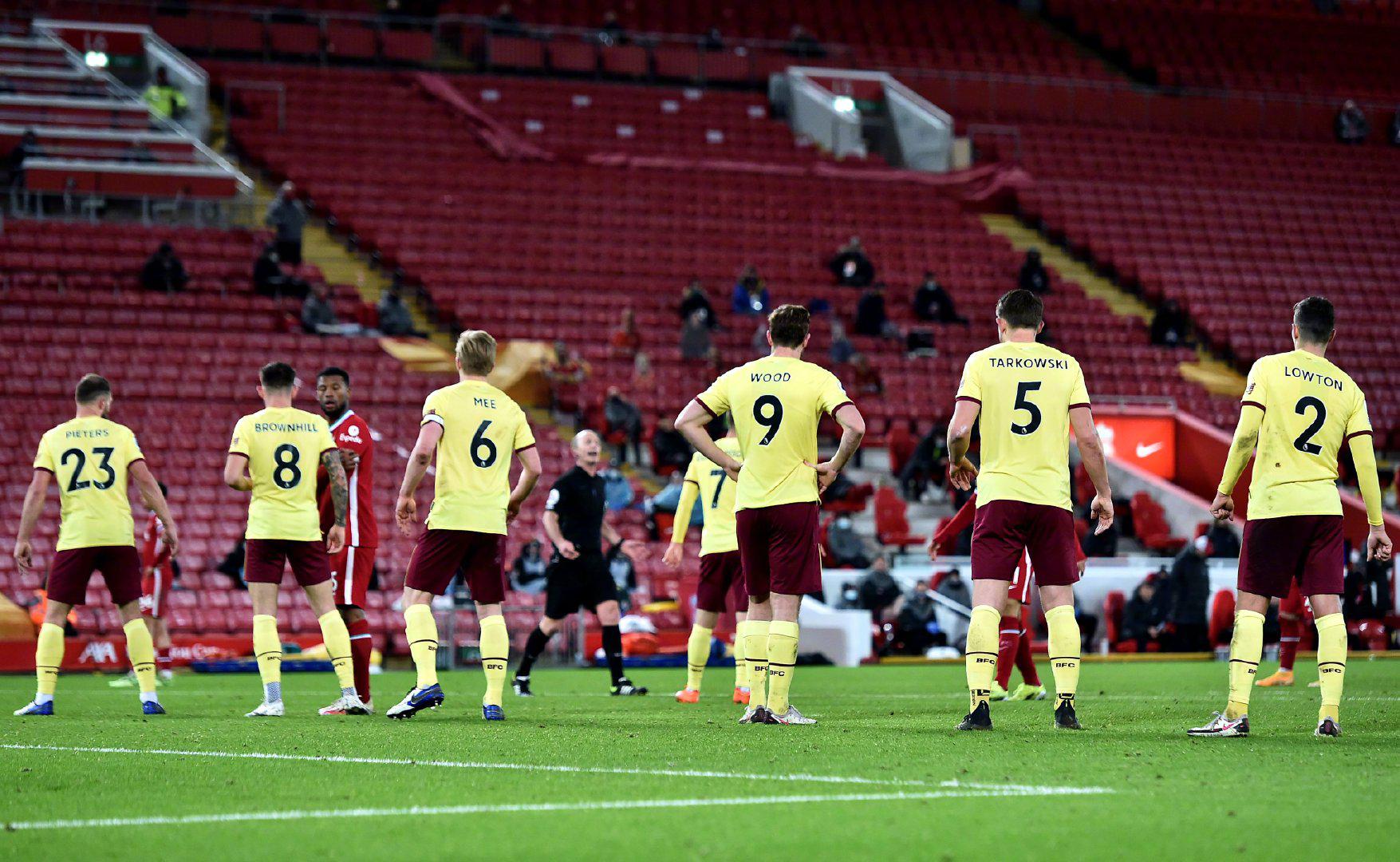 上同样保持 上同样保持